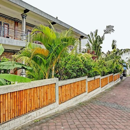 Oyo 90458 Pucuk Bali Guest House Canggu Eksteriør bilde
